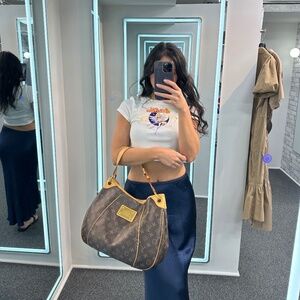 Louis Vuitton shoulder bag